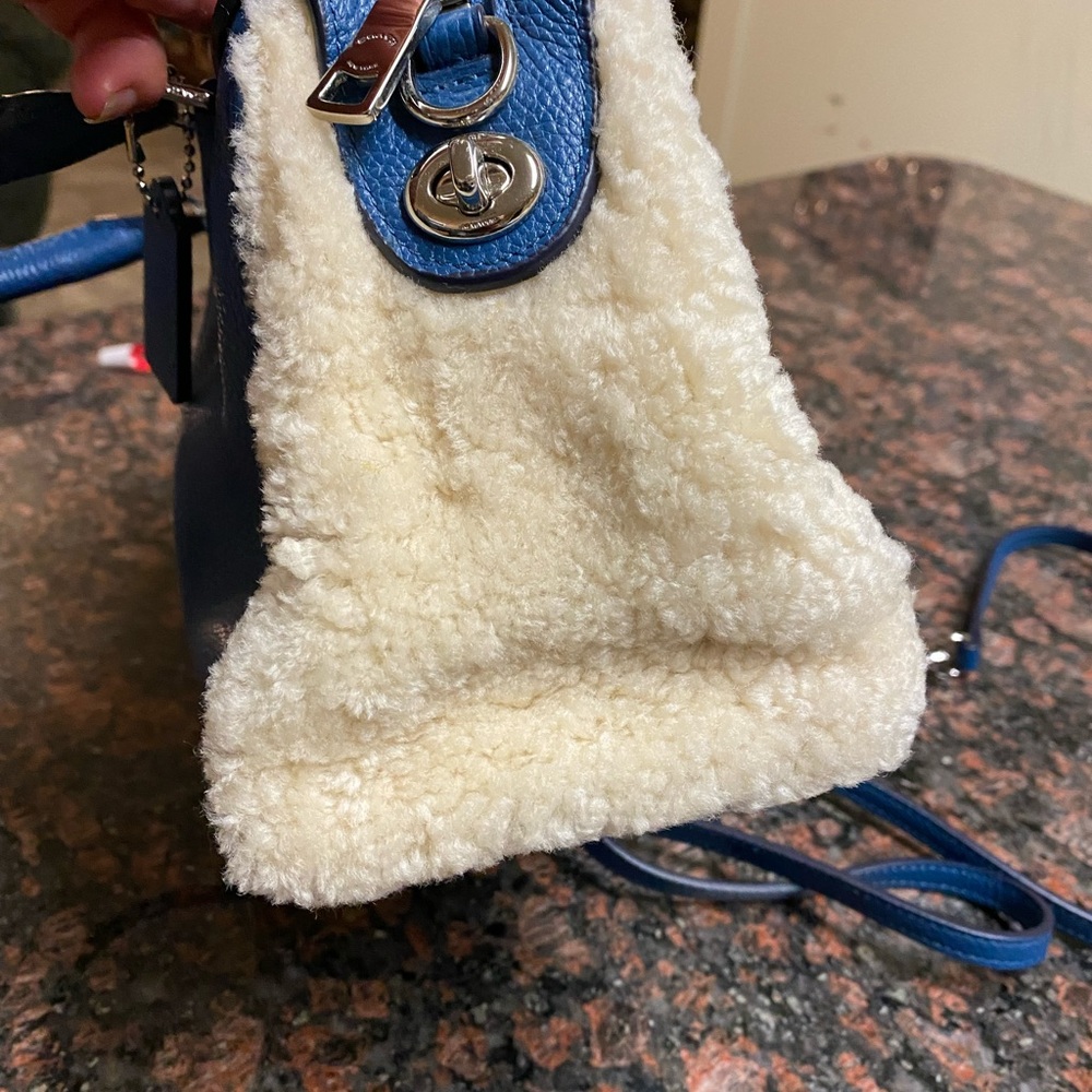 MINI BENNETT SATCHEL IN SHEARLING AND LEATHER (COACH F36689) - Picture 5 of 11
